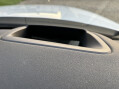 Land Rover Discovery SD6 HSE 14