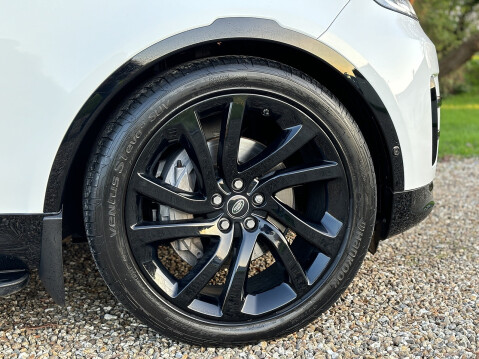 Land Rover Discovery SD6 HSE 19