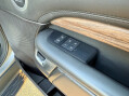Land Rover Discovery TD6 HSE LUXURY 35