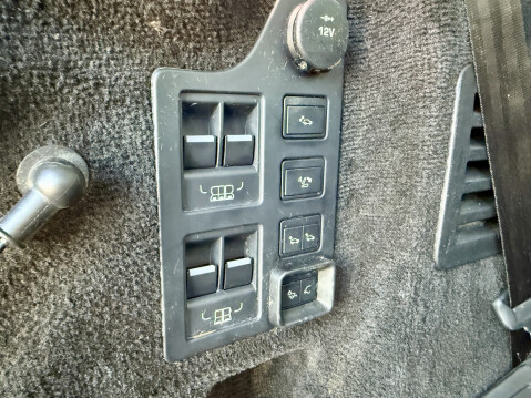Land Rover Discovery TD6 HSE LUXURY 40