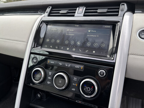 Land Rover Discovery SDV6 HSE 17