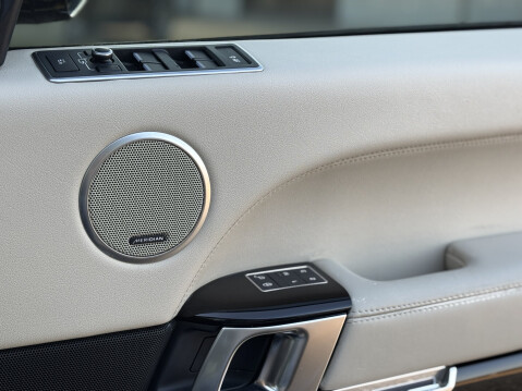 Land Rover Range Rover TDV6 VOGUE 25