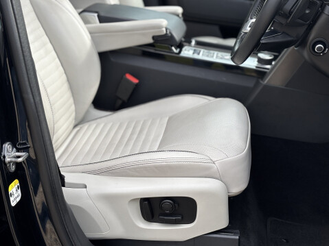 Land Rover Discovery TD6 FIRST EDITION 7