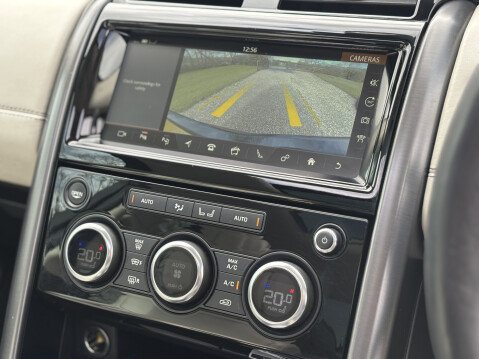 Land Rover Discovery TD6 FIRST EDITION 24