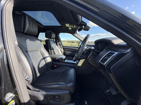 Land Rover Discovery SDV6 HSE LUXURY 32