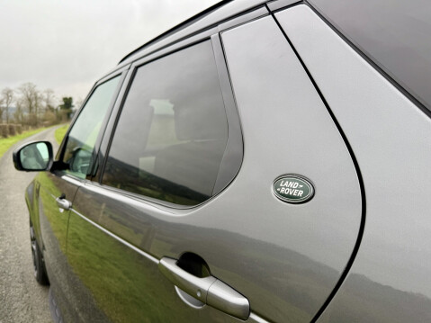 Land Rover Discovery TD6 HSE LUXURY 16