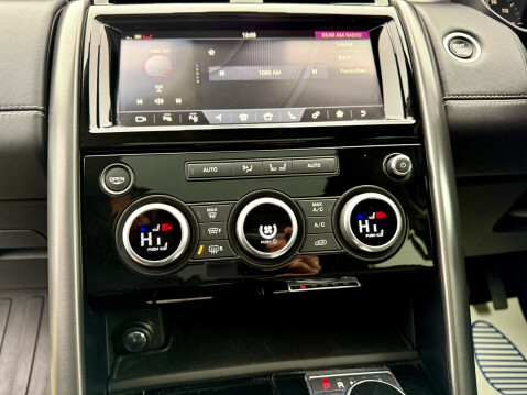 Land Rover Discovery TD6 HSE LUXURY 47