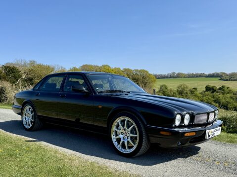 Jaguar XJ XJR 100 V8 SUPERCHARGED / ONE OF 82 IN THE UK 7