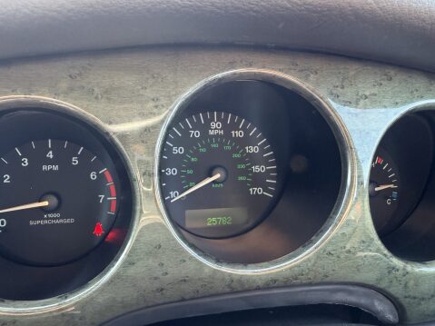 Jaguar XJ XJR 100 V8 SUPERCHARGED / ONE OF 82 IN THE UK 31
