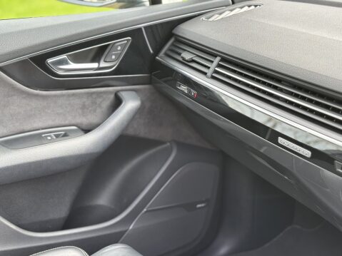 Audi Q7 TDI QUATTRO BLACK EDITION 28