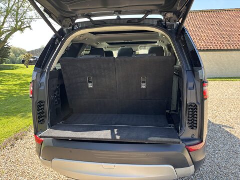 Land Rover Discovery TD6 HSE 11