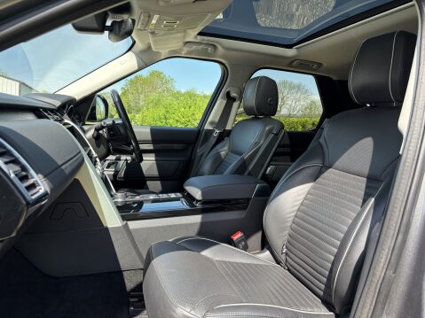Land Rover Discovery TD6 HSE 13
