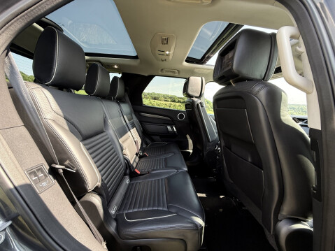 Land Rover Discovery TD6 HSE LUXURY 29