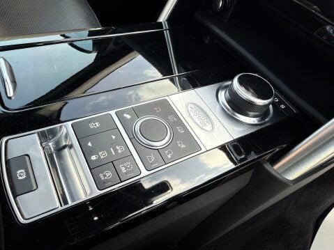 Land Rover Discovery TD6 HSE 25