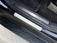 Land Rover Discovery TD6 HSE 29