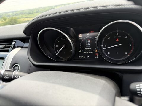 Land Rover Discovery TD6 HSE LUXURY 35