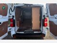 Vauxhall Vivaro 1.5 Turbo D 2900 Sportive L2 H1 Euro 6 (s/s) 5dr 12