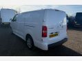 Vauxhall Vivaro 1.5 Turbo D 2900 Sportive L2 H1 Euro 6 (s/s) 5dr 7