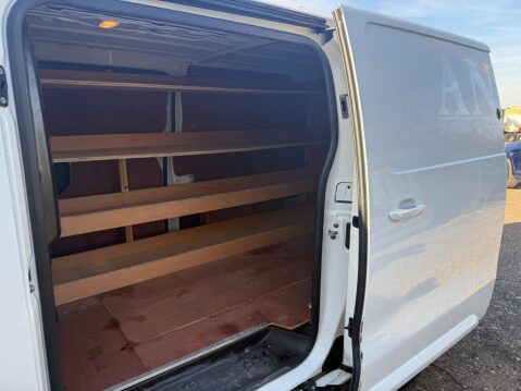 Vauxhall Vivaro 1.5 Turbo D 2900 Sportive L2 H1 Euro 6 (s/s) 5dr 13