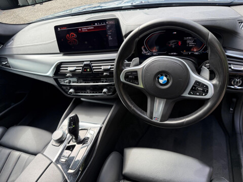 BMW 5 Series 3.0 530d MHT M Sport Touring Steptronic xDrive Euro 6 (s/s) 5dr 14