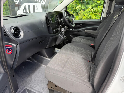 Mercedes-Benz Vito 2.1 114 CDI Progressive RWD L2 Euro 6 (s/s) 5dr 9