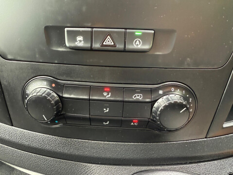 Mercedes-Benz Vito 2.1 114 CDI Progressive RWD L2 Euro 6 (s/s) 5dr 13