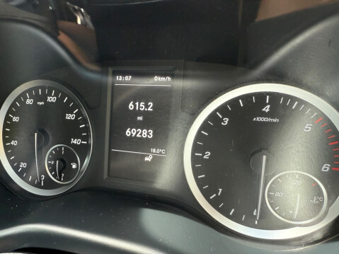 Mercedes-Benz Vito 2.1 114 CDI Progressive RWD L2 Euro 6 (s/s) 5dr 12