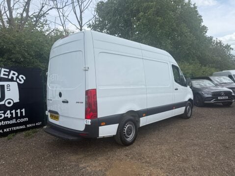 Mercedes-Benz Sprinter 2.0 315 CDI Progressive RWD L2 H2 Euro 6 (s/s) 5dr 5