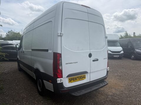 Mercedes-Benz Sprinter 2.0 315 CDI Progressive RWD L2 H2 Euro 6 (s/s) 5dr 7