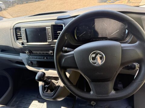 Vauxhall Vivaro 1.5 Turbo D 2900 Dynamic L2 H1 Euro 6 (s/s) 6dr 10