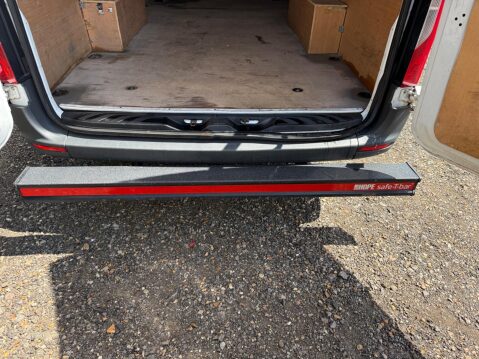 Mercedes-Benz Sprinter 2.1 314 CDI Progressive RWD L3 H2 Euro 6 (s/s) 5dr 13