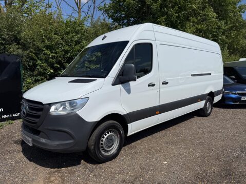 Mercedes-Benz Sprinter 2.0 315 CDI Progressive RWD L3 H2 Euro 6 (s/s) 5dr 2