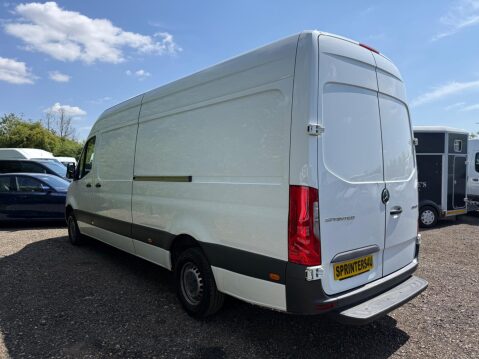 Mercedes-Benz Sprinter 2.0 315 CDI Progressive RWD L3 H2 Euro 6 (s/s) 5dr 7