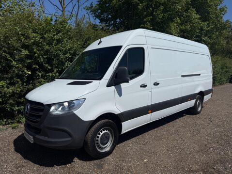 Mercedes-Benz Sprinter 2.0 315 CDI Progressive RWD L3 H2 Euro 6 (s/s) 5dr 2