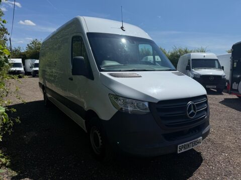 Mercedes-Benz Sprinter 2.0 315 CDI Progressive RWD L3 H2 Euro 6 (s/s) 5dr 3