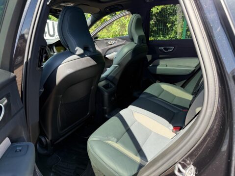 Volvo XC60 2.0h T8 Twin Engine Recharge 11.6kWh R-Design Pro Auto AWD Euro 6 (s/s) 5dr 11