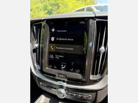 Volvo XC60 2.0h T8 Twin Engine Recharge 11.6kWh R-Design Pro Auto AWD Euro 6 (s/s) 5dr 17