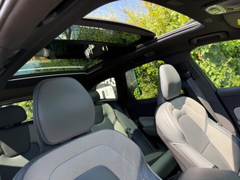 Volvo XC60 2.0h T8 Twin Engine Recharge 11.6kWh R-Design Pro Auto AWD Euro 6 (s/s) 5dr 14