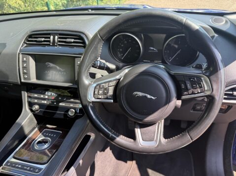 Jaguar F-Pace 2.0 D180 Portfolio Auto AWD Euro 6 (s/s) 5dr 14