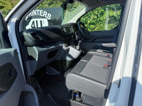 Vauxhall Vivaro 1.5 Turbo D 2900 Sportive L2 H1 Euro 6 (s/s) 5dr 9
