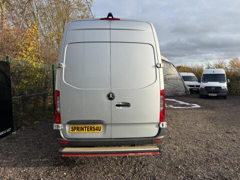 Mercedes-Benz Sprinter 2.0 315 CDI HD Progressive Panel Van 5dr Diesel Manual RWD L3 H2 Euro 6 (s/ 6