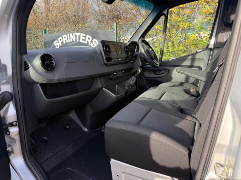 Mercedes-Benz Sprinter 2.0 315 CDI HD Progressive Panel Van 5dr Diesel Manual RWD L3 H2 Euro 6 (s/ 9