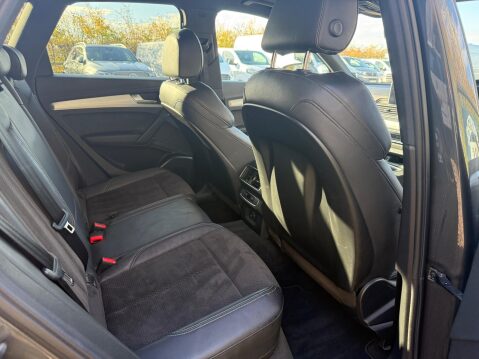 Audi Q5 2.0 TDI 40 S line S Tronic quattro Euro 6 (s/s) 5dr 10