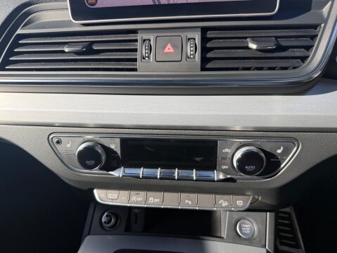 Audi Q5 2.0 TDI 40 S line S Tronic quattro Euro 6 (s/s) 5dr 14