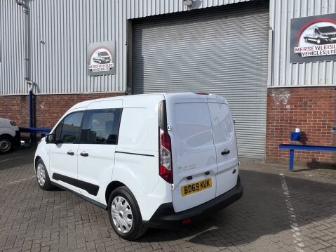 Ford Transit Connect 220 TREND DCIV TDCI 5 SEAT CREW CAB CREW VAN 8