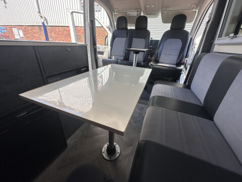 MAN TGA 4 BERTH XLWB RACEVAN CAMPERVAN MOTORHOME 11
