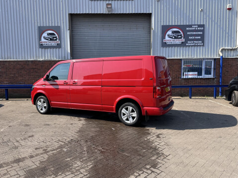 Volkswagen Transporter T32 TDI P/V HIGHLINE BMT LWB AUTOMATIC 204 BHP 10