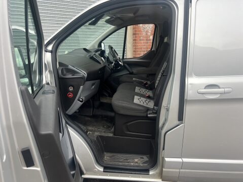 Ford Transit Custom 290 LIMITED LR P/V 15