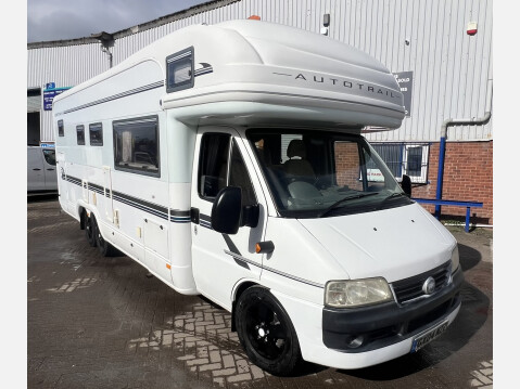 Fiat Ducato AUTO TRAIL CHEIFTAIN SE 6 berth TAG AXLE MOTORHOME LARGE GARAGE 3