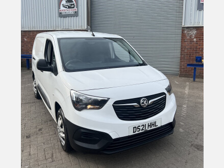 Vauxhall Combo L2H1 2300 DYNAMIC